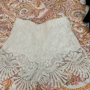 LF White Lace shorts